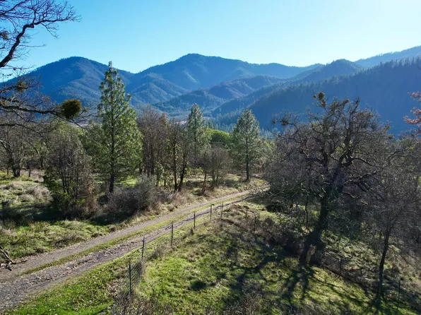 12588-12566 Highway 238, Jacksonville, OR 97530