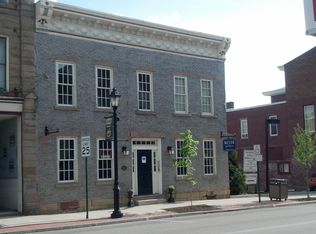 136 E High St APT 2, Waynesburg, PA 15370