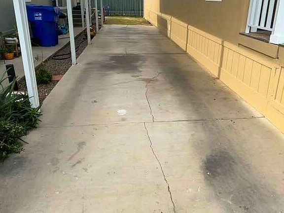 3rd image of 721 E 9th St Space 92
