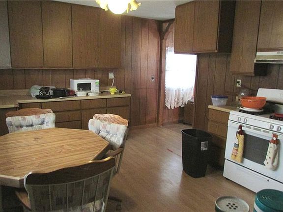5th image of 1008 Fairlane Dr