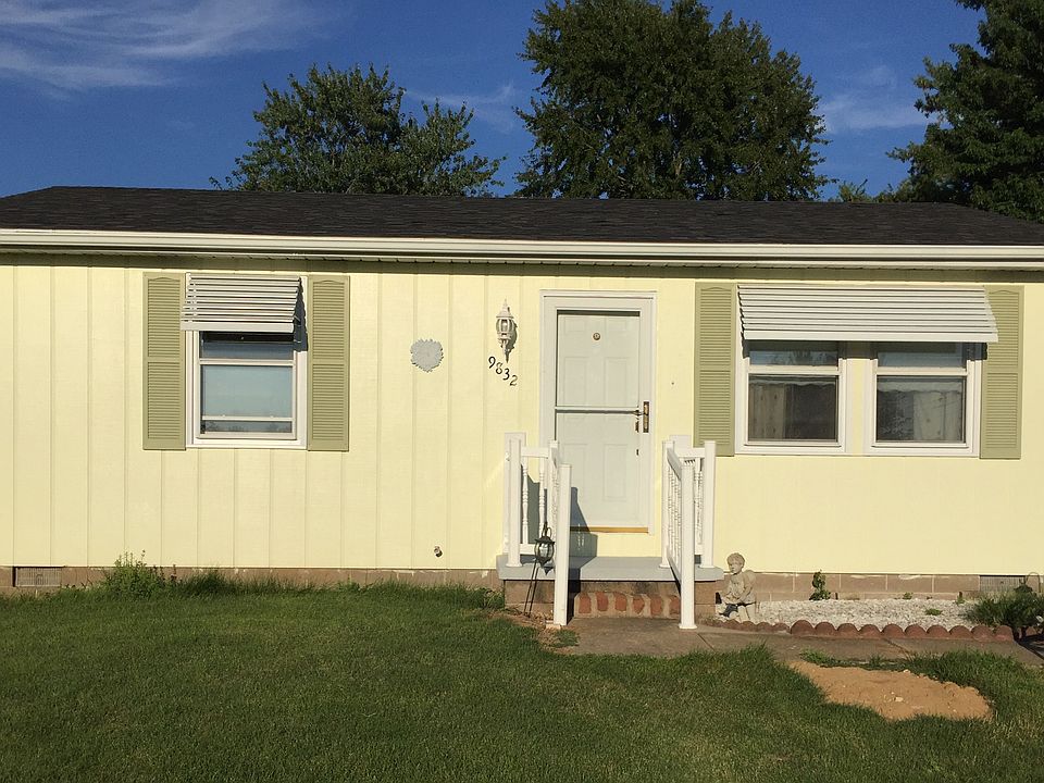 1st image of 9832 N Blacksoil Ln