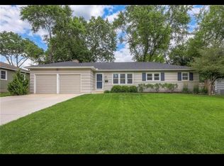5917 W 101st Ter, Overland Park, KS 66207