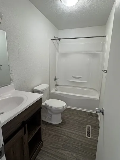302 13th Ave #2C — Photo 7