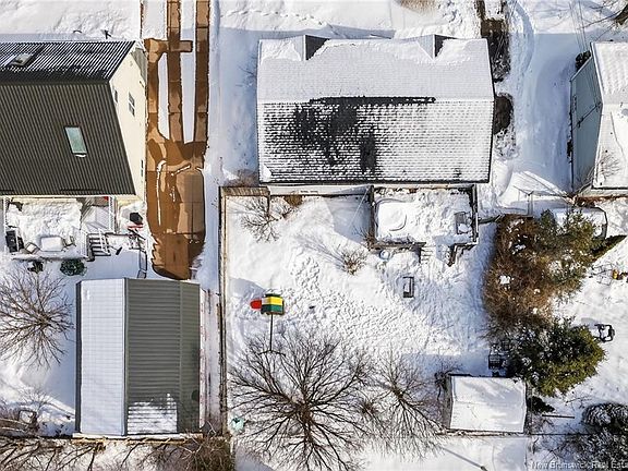 3rd image of 229 Callowhill Rd