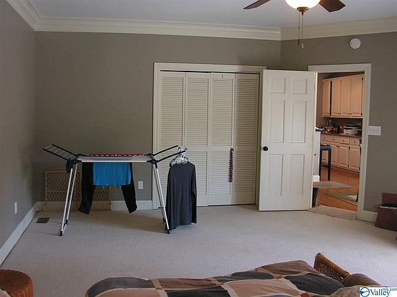5th image of 2976 Elk Meadows Dr SE