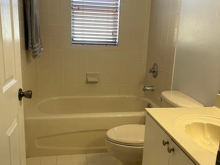 20929 SW 90th Pl — Photo 9