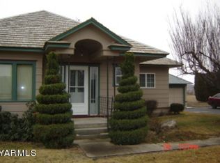 870 Arrowsmith Rd, Sunnyside, WA 98944