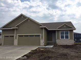550 NE Meridian Dr, Waukee, IA 50263