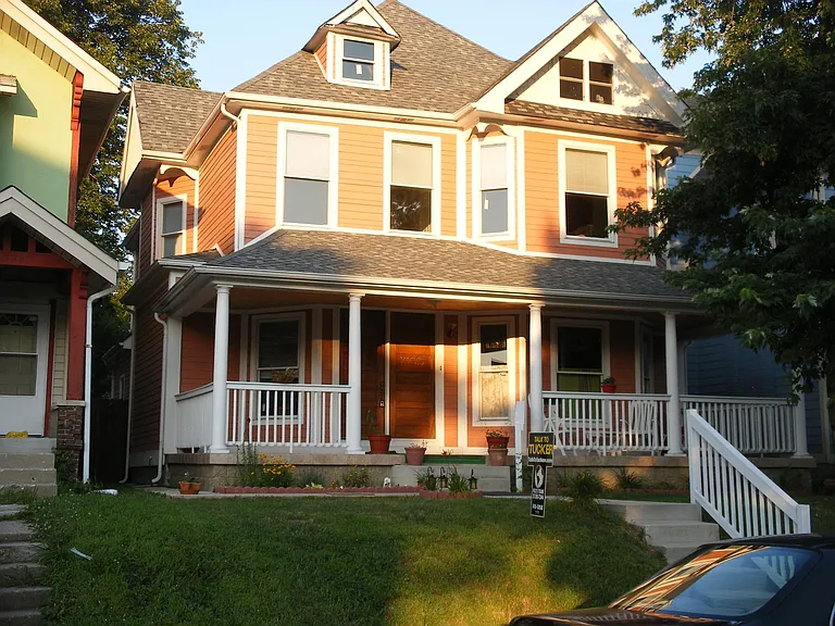 2225 Central Ave — Photo 1