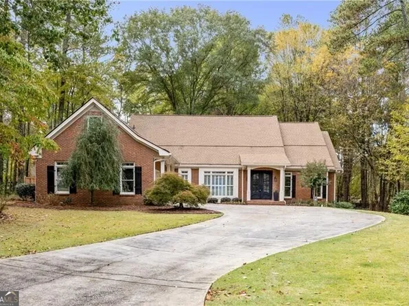 8900 River Trace Dr, Johns Creek, GA 30097