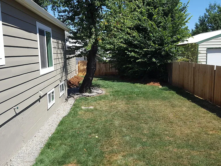 1901 Douglas St #A — Photo 7