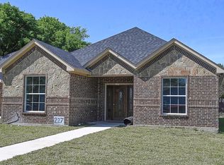 227 E Hammond St, Lancaster, TX 75146