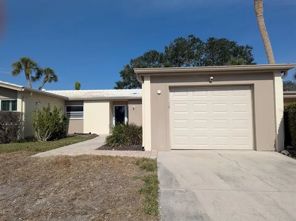 111 Whispering Sands Cir #V-38, Sarasota, FL 34242