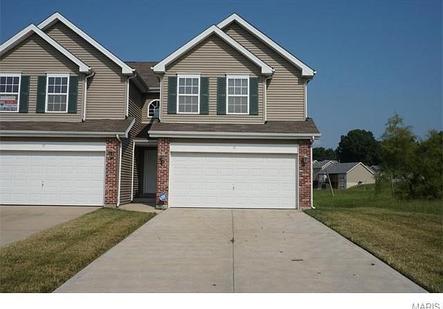 1st image of 15 Somerset Terrace Ct