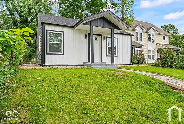 2 bed, 670 sqft, $1,300 — Photo 3
