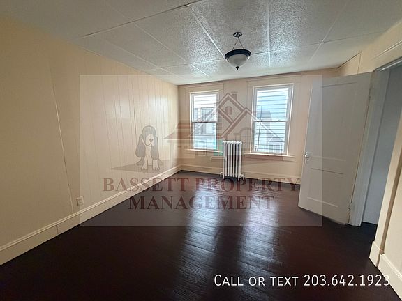 5th image of 1171 W Main St Floor 1