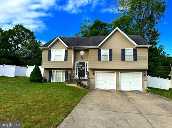 46653 Robert Leon Dr, Lexington Park, MD 20653