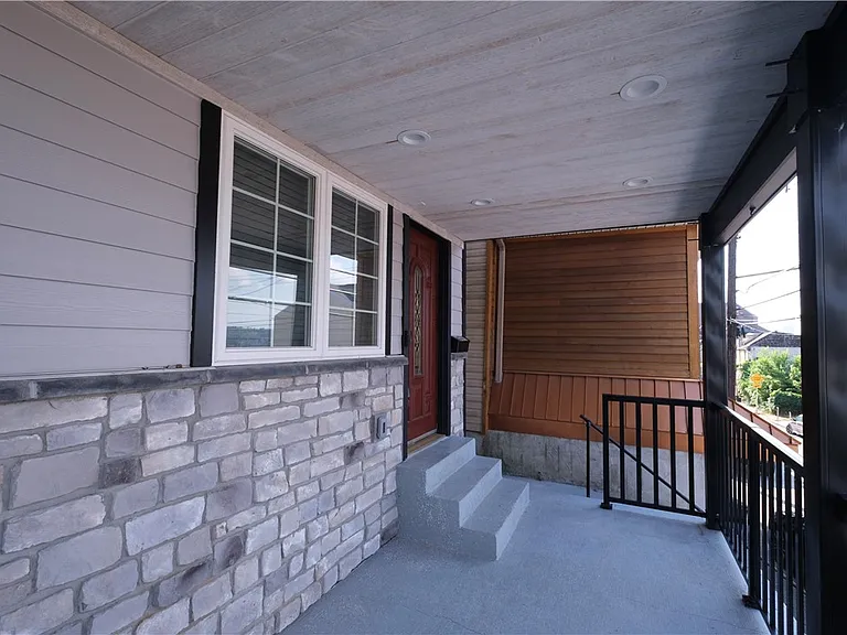 2508 Mission St — Photo 3