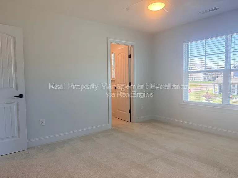 16 Clear Creek Cir — Photo 52
