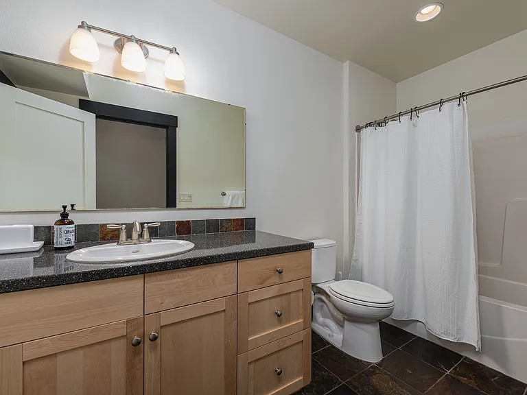 2340 NW Bens Ct — Photo 21