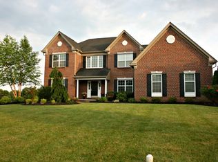 4295 Crosswinds Dr, Easton, PA 18045