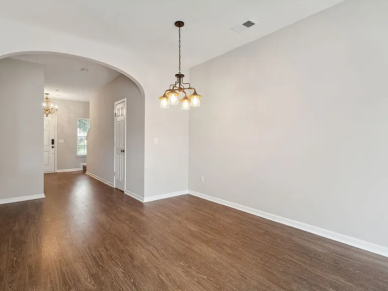 372 Azalea Cir — Photo 9