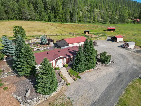 35616 N Milan Elk Rd, Chattaroy, WA 99003