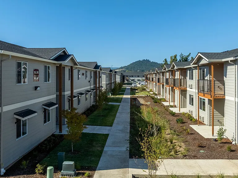 Cherry Springs Apartments — Photo 2
