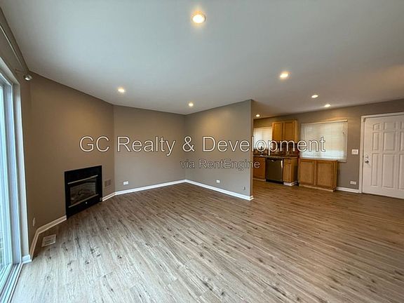5th image of 527 Verde Dr