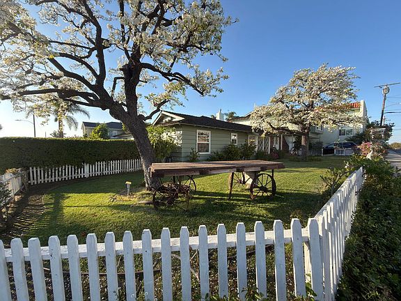 2nd image of 2603 Phelan Ln