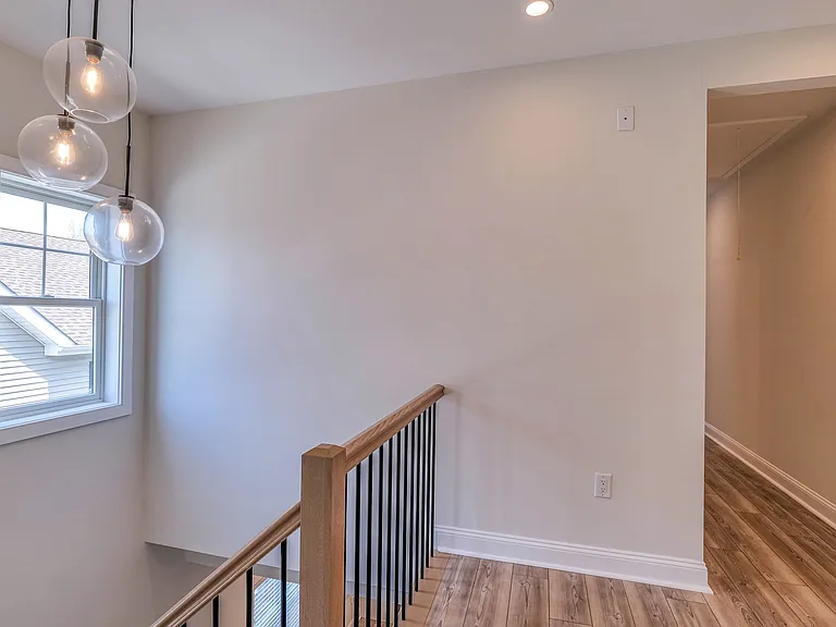 5 N Monroe Ave — Photo 25