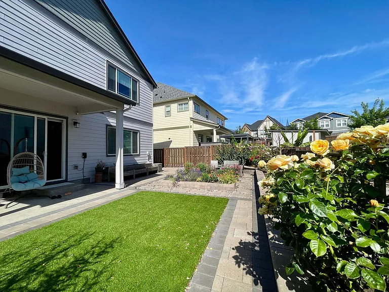 15418 NW Mathilda Ln — Photo 31