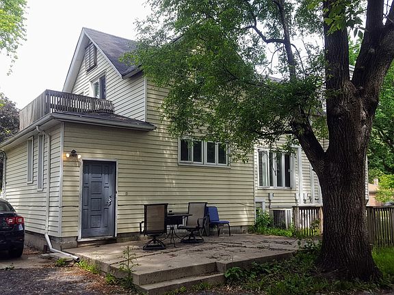 2nd image of 1202 Greenvalley St