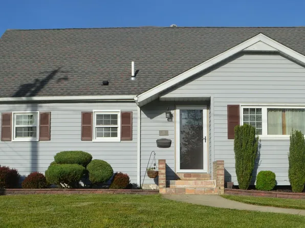 9 Jones Ave, Pennsville, NJ 08070
