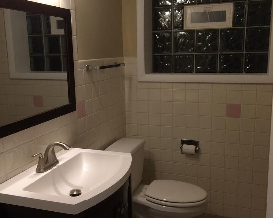 2nd image of 2425 N 79th Ave APT Ge
