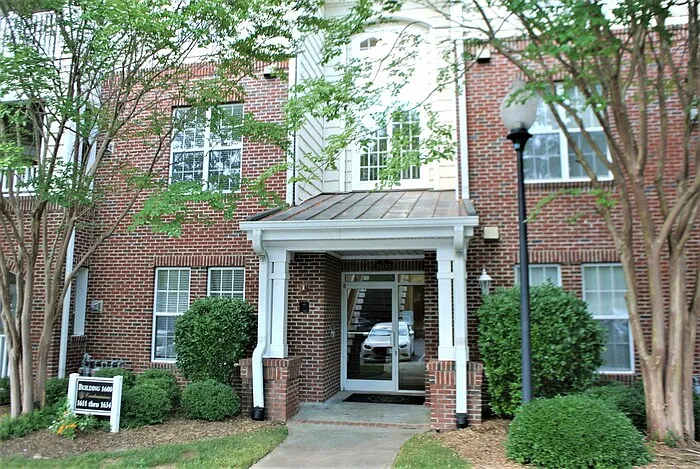 1621 Providence Glen Dr