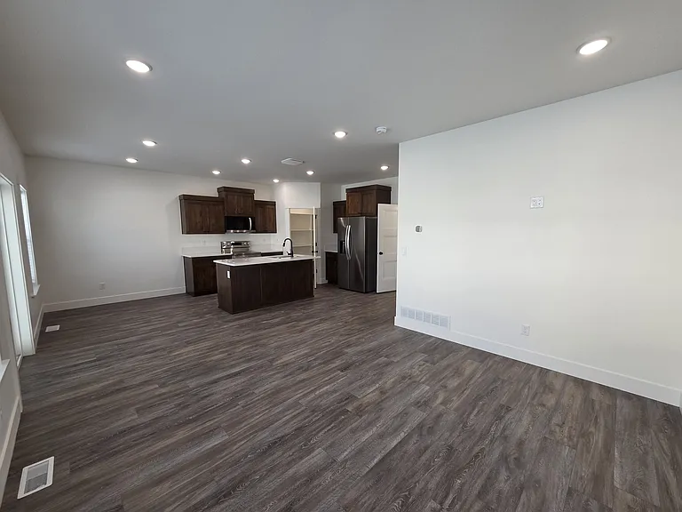 4597 Kapono Ct — Photo 6