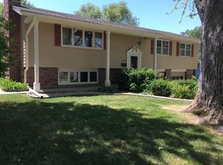 1209 Potter Rd, Bellevue, NE 68005