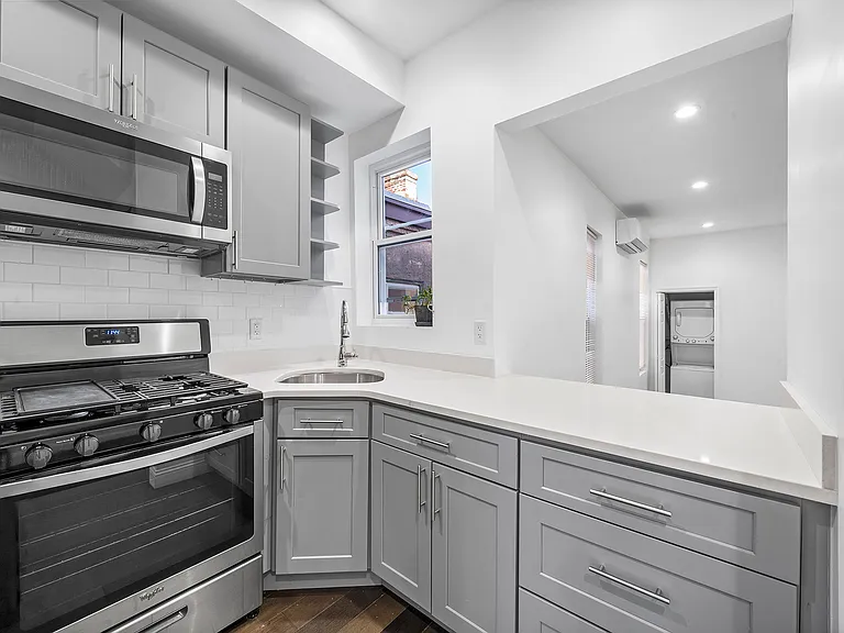 2319 N College Ave #B — Photo 23