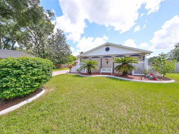 2912 Forestwood Dr, Seffner, FL 33584