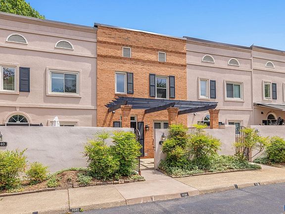 2nd image of 1638 Garden Ct