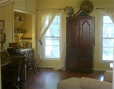 5th image of 29 N Mill St