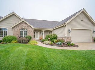 1454 Hidden Waters Cir, West Bend, WI 53095