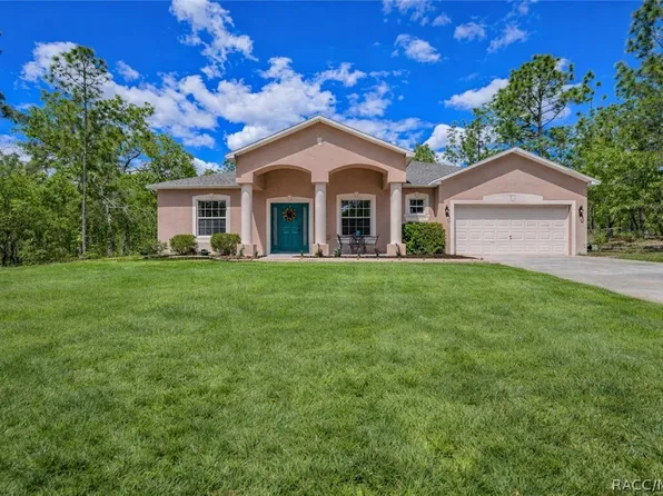 9870 N Corsair Ter, Citrus Springs, FL 34433