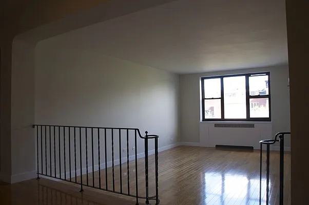 Rented by Stonehenge NYC LLC | media 2