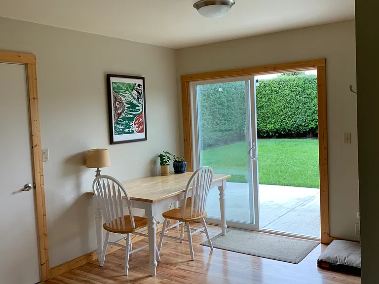1790 Stromberg Ave — Photo 4