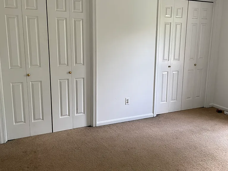 802 Chesney Ln — Photo 5