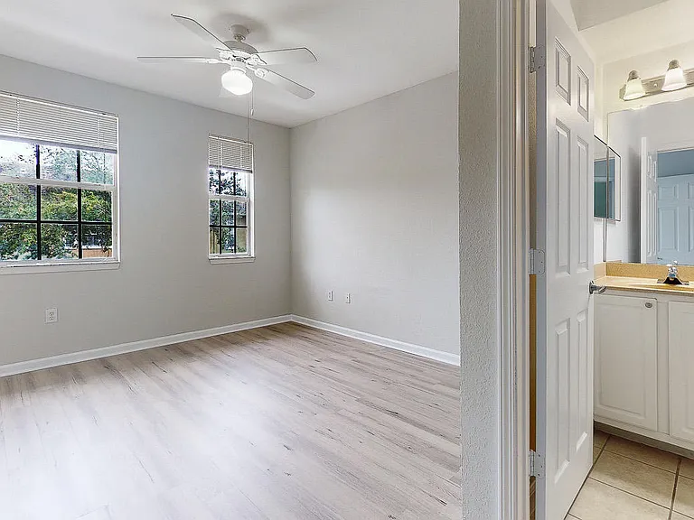 10075 Gate Pkwy N #505 — Photo 12