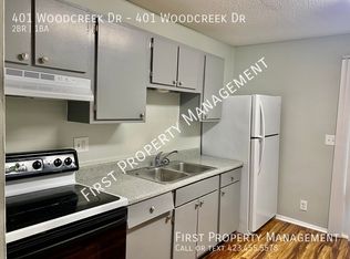 401 Woodcreek Dr, Rossville, GA 30741