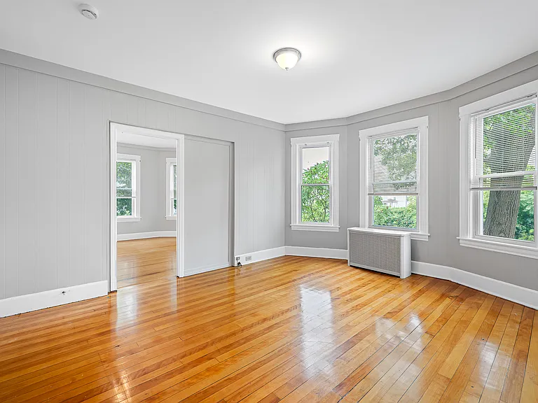 51 King Philip Rd #1 — Photo 4